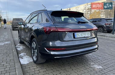 Внедорожник / Кроссовер Audi e-tron 2020 в 