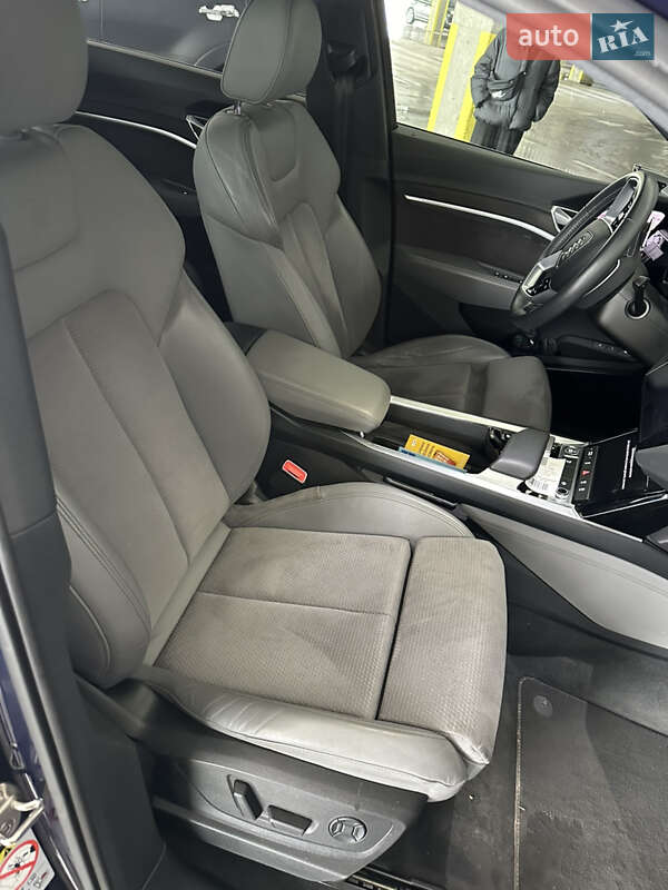 Внедорожник / Кроссовер Audi e-tron 2020 в Львове