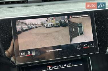 Внедорожник / Кроссовер Audi e-tron 2022 в 