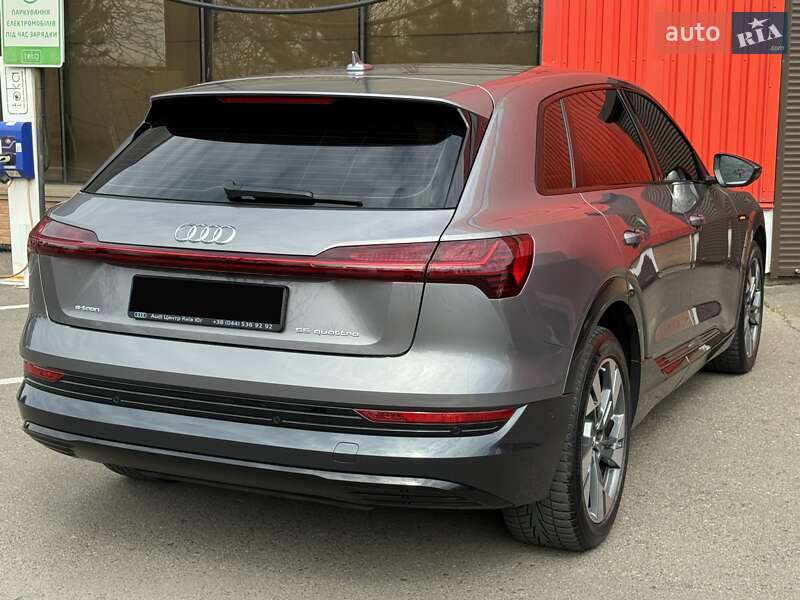 Внедорожник / Кроссовер Audi e-tron 2020 в Одессе