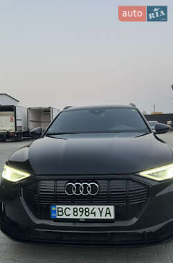 Внедорожник / Кроссовер Audi e-tron 2020 в 