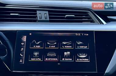 Внедорожник / Кроссовер Audi e-tron 2019 в 