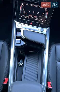 Внедорожник / Кроссовер Audi e-tron 2019 в 