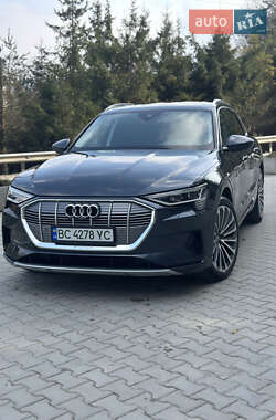 Внедорожник / Кроссовер Audi e-tron 2020 в 