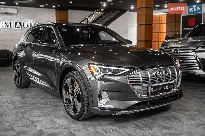 Внедорожник / Кроссовер Audi e-tron 2019 в Одессе
