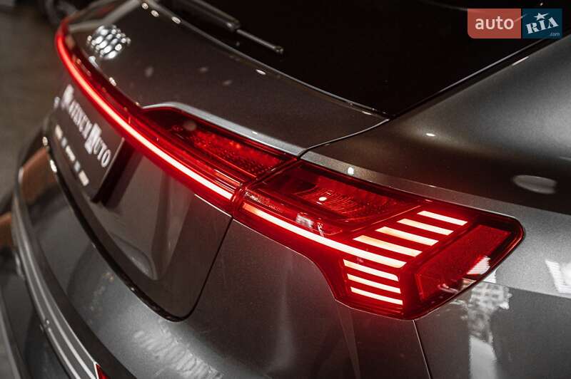 Внедорожник / Кроссовер Audi e-tron 2019 в Одессе
