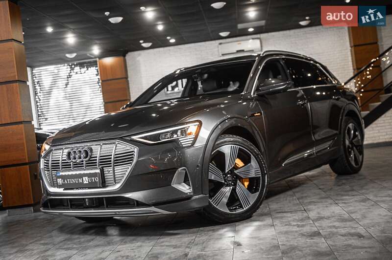 Внедорожник / Кроссовер Audi e-tron 2019 в Одессе