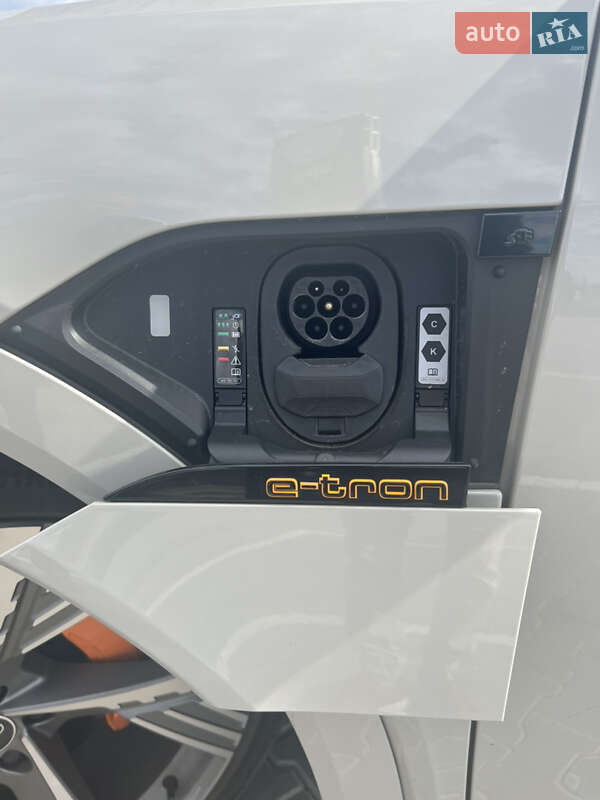 Внедорожник / Кроссовер Audi e-tron 2022 в Одессе