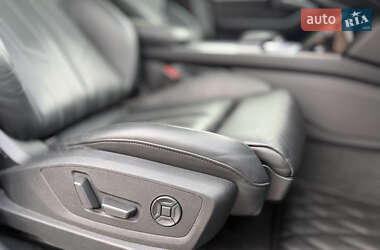 Внедорожник / Кроссовер Audi e-tron 2019 в 