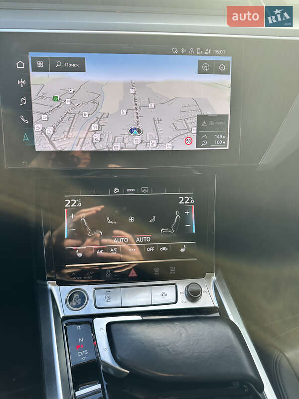 Внедорожник / Кроссовер Audi e-tron 2021 в Иршаве