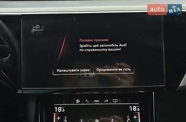 Внедорожник / Кроссовер Audi e-tron 2022 в 