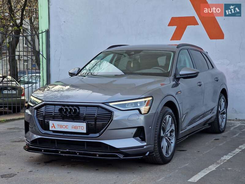 Внедорожник / Кроссовер Audi e-tron 2020 в Одессе