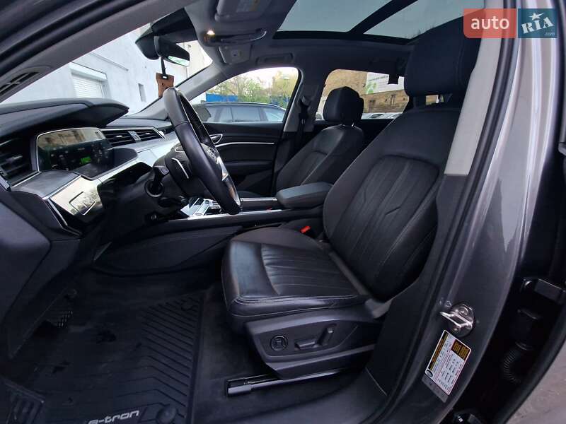 Внедорожник / Кроссовер Audi e-tron 2020 в Одессе