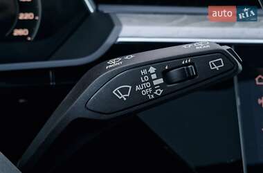 Внедорожник / Кроссовер Audi e-tron 2020 в 