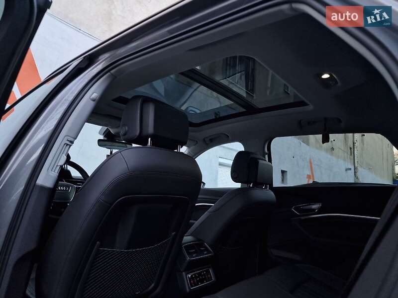 Внедорожник / Кроссовер Audi e-tron 2020 в Одессе
