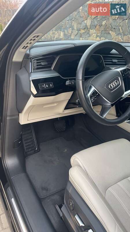 Позашляховик / Кросовер Audi e-tron 2019 в Луцьку