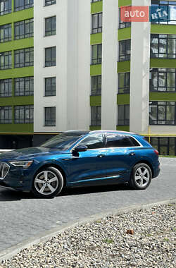 Внедорожник / Кроссовер Audi e-tron 2019 в 