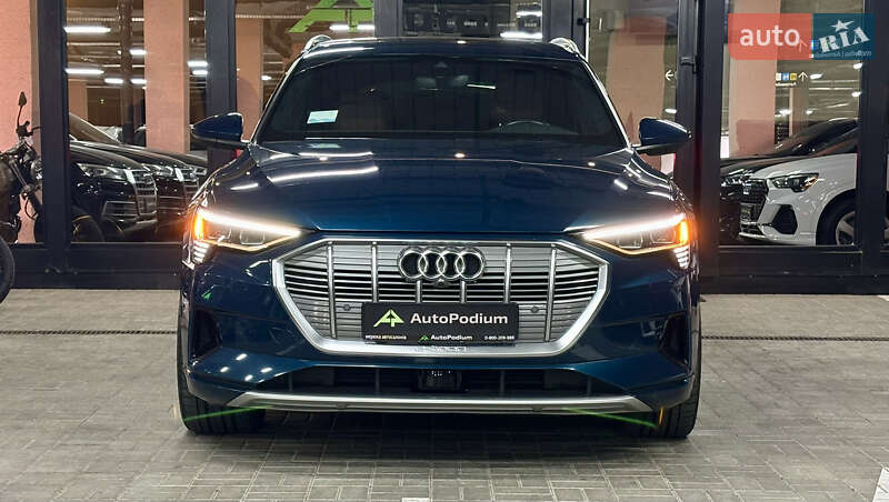 Внедорожник / Кроссовер Audi e-tron 2019 в Киеве
