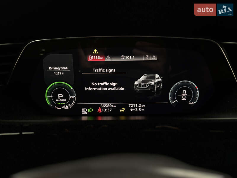Внедорожник / Кроссовер Audi e-tron 2019 в Киеве
