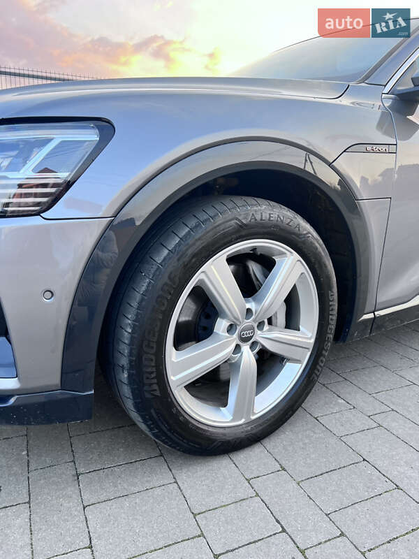 Внедорожник / Кроссовер Audi e-tron 2019 в Ужгороде фото 12 Внедорожник / Кроссовер Audi e-tron 2019 в Ужгороде