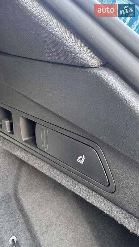 Внедорожник / Кроссовер Audi e-tron 2019 в Львове