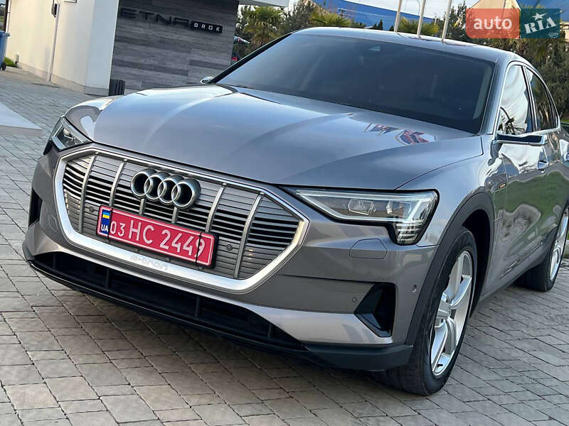 Внедорожник / Кроссовер Audi e-tron 2020 в Ужгороде