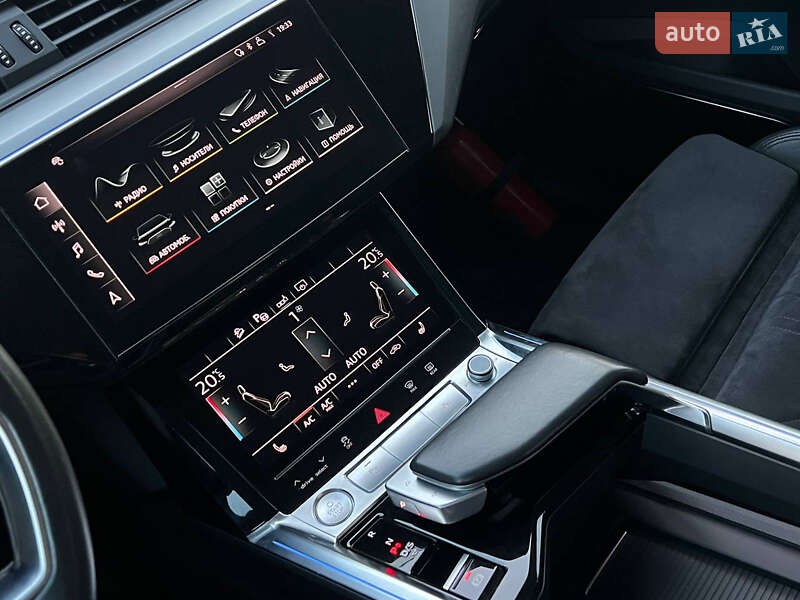Внедорожник / Кроссовер Audi e-tron 2020 в Ужгороде