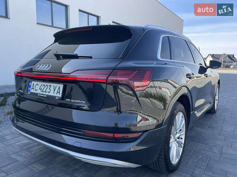 Позашляховик / Кросовер Audi e-tron 2019 в Луцьку