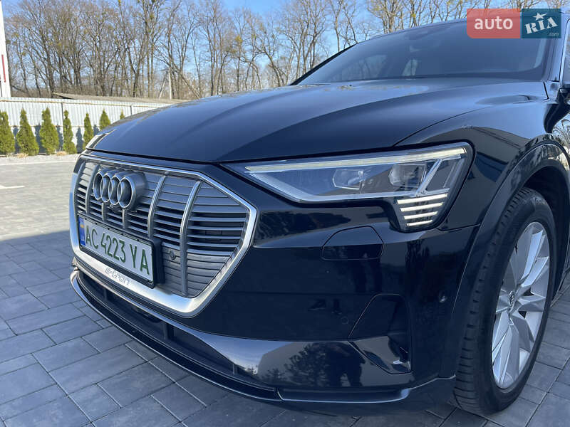 Позашляховик / Кросовер Audi e-tron 2019 в Луцьку