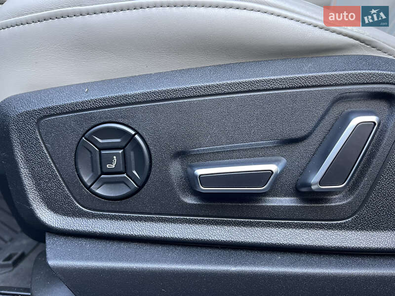 Позашляховик / Кросовер Audi e-tron 2019 в Луцьку