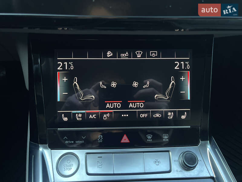 Позашляховик / Кросовер Audi e-tron 2019 в Луцьку