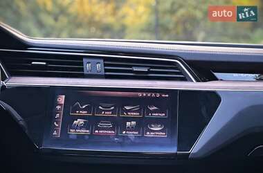 Внедорожник / Кроссовер Audi e-tron 2019 в 