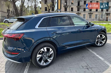Позашляховик / Кросовер Audi e-tron 2020 в Дніпрі