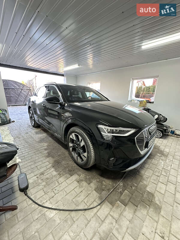 Позашляховик / Кросовер Audi e-tron 2021 в Тернополі фото 52 Позашляховик / Кросовер Audi e-tron 2021 в Тернополі