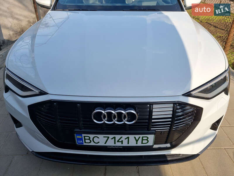 Внедорожник / Кроссовер Audi e-tron 2019 в Львове