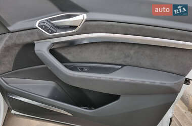 Внедорожник / Кроссовер Audi e-tron 2019 в Львове
