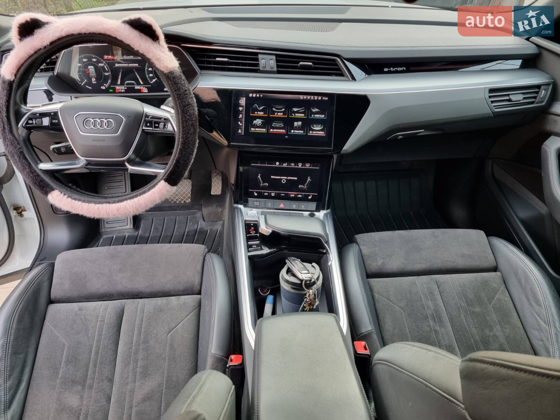 2019 Audi e-tron - мініатюра 39