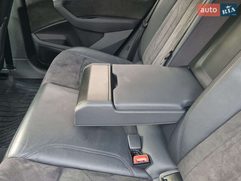 Внедорожник / Кроссовер Audi e-tron 2019 в Львове