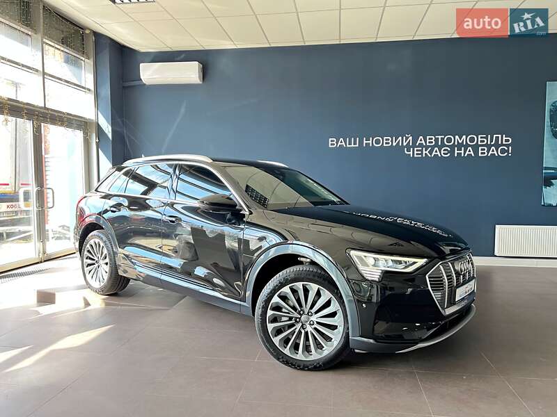 Audi e-tron 2019