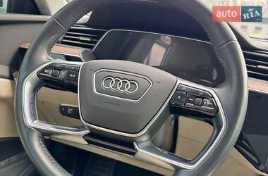Внедорожник / Кроссовер Audi e-tron 2019 в 
