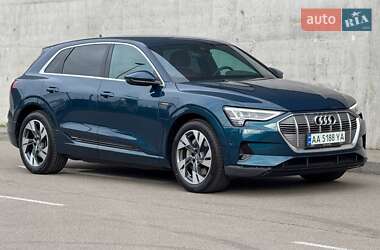 Внедорожник / Кроссовер Audi e-tron 2019 в 