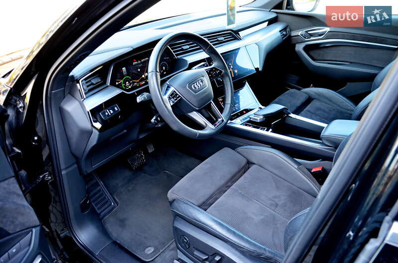 Внедорожник / Кроссовер Audi e-tron 2019 в Ивано-Франковске