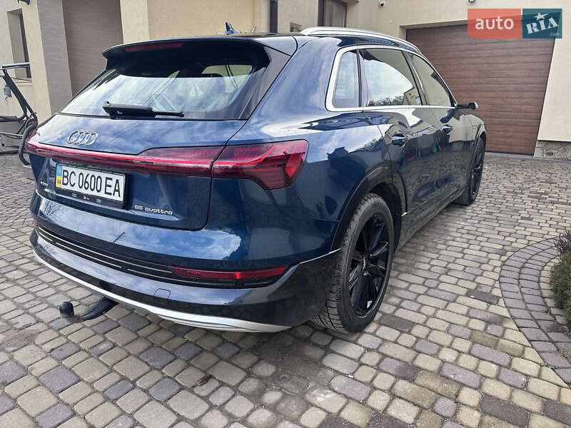 Внедорожник / Кроссовер Audi e-tron 2019 в Львове