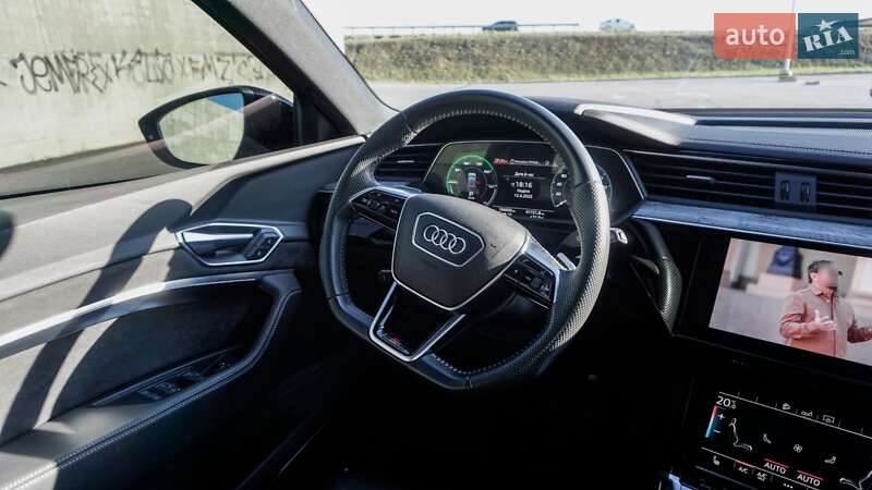 Позашляховик / Кросовер Audi e-tron 2020 в Надвірній