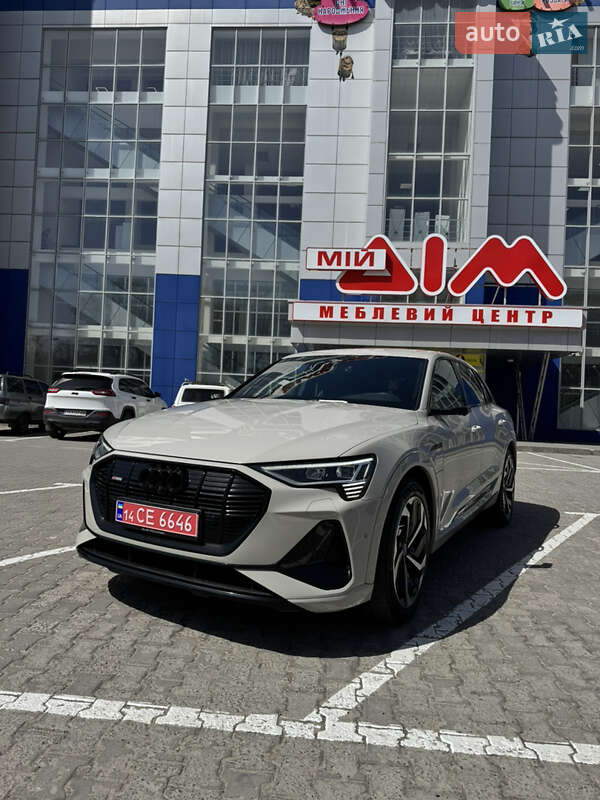 Позашляховик / Кросовер Audi e-tron 2021 в Хмельницькому