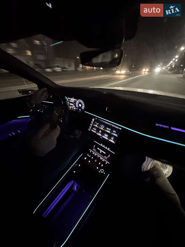 Позашляховик / Кросовер Audi e-tron 2021 в Хмельницькому