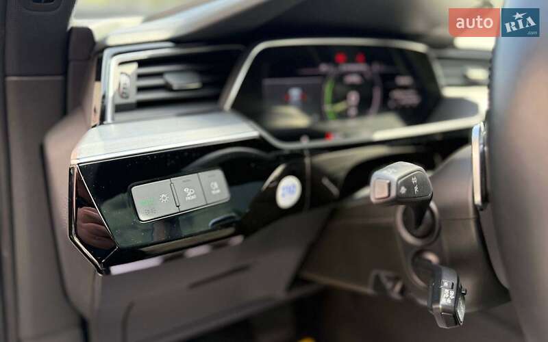 Внедорожник / Кроссовер Audi e-tron 2020 в Черновцах
