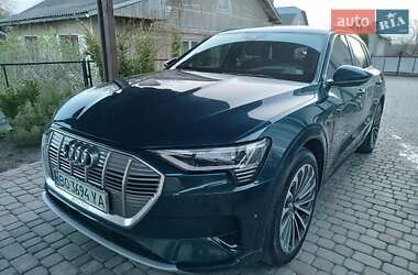 Внедорожник / Кроссовер Audi e-tron 2019 в 