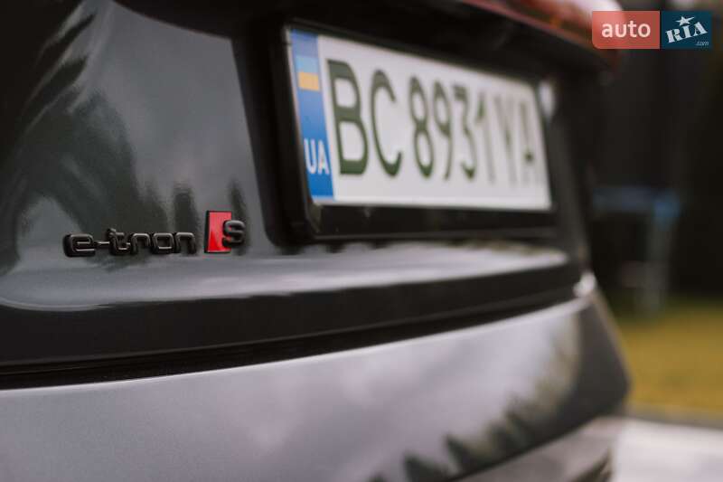 Внедорожник / Кроссовер Audi e-tron 2022 в Львове