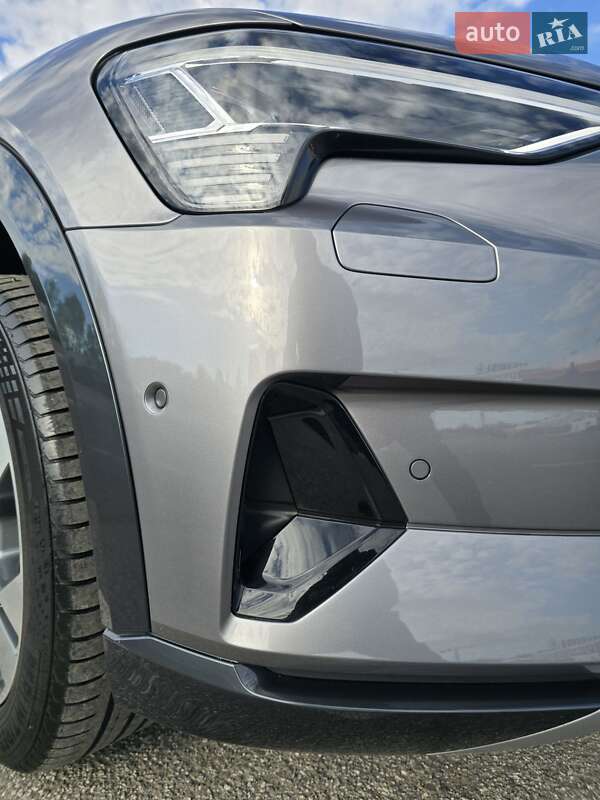 Позашляховик / Кросовер Audi e-tron 2020 в Ужгороді